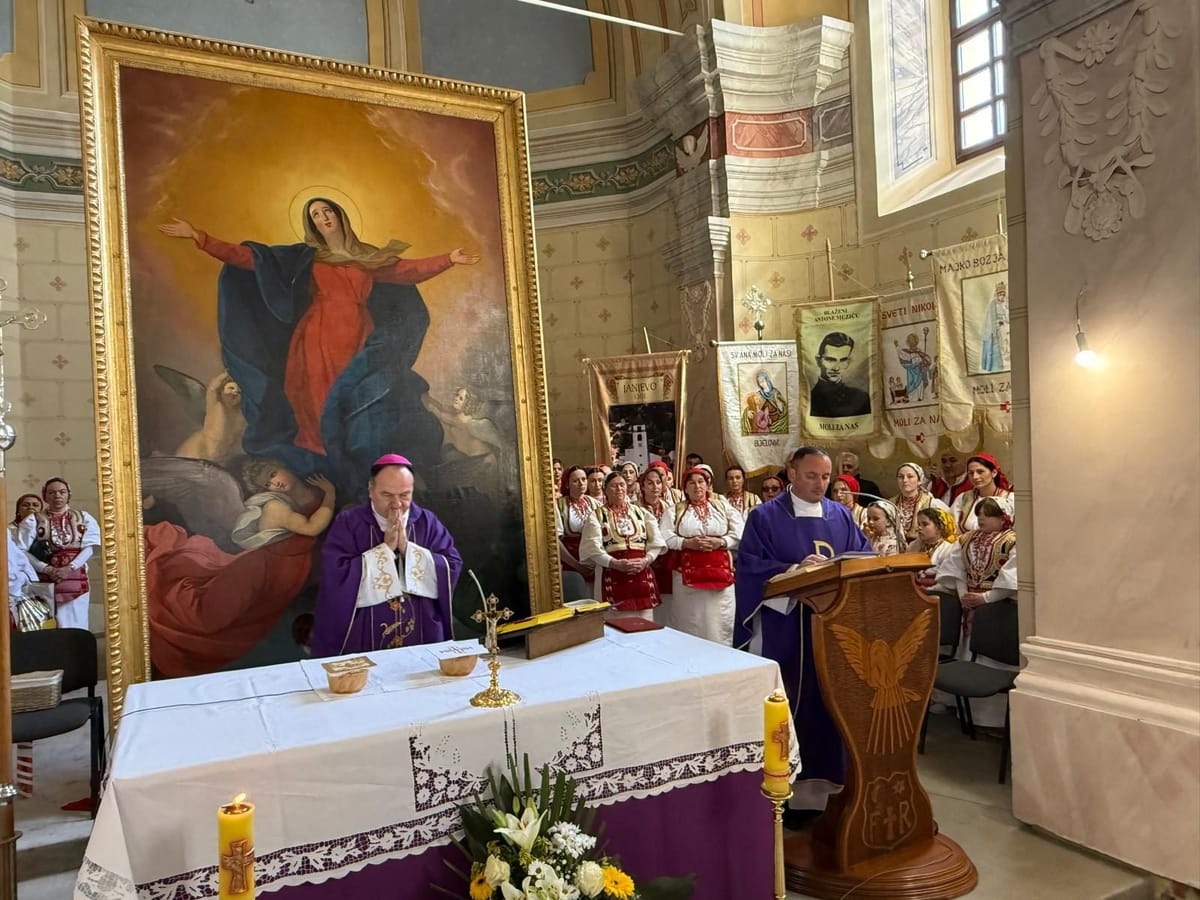 Hodočašće Hrvata s Kosova u Novu Raču