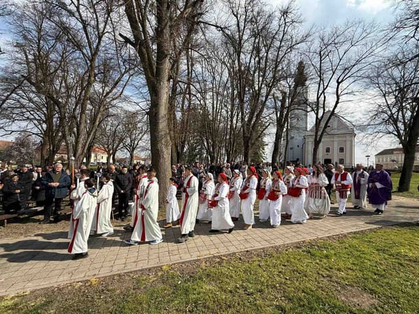 Održano je 2. Hodočašće doseljenih Hrvata s Kosova u Biskupijskom marijanskom svetištu u Novoj Rači